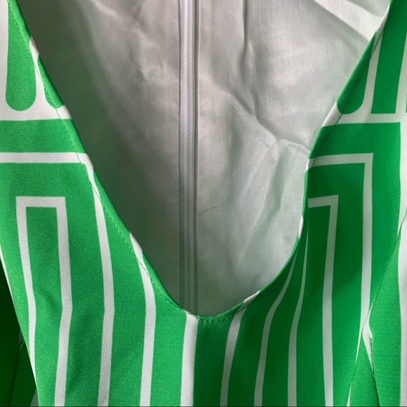 Unique Trina Turk Green and White Striped Dress Size 2 - Picture 5 of 10